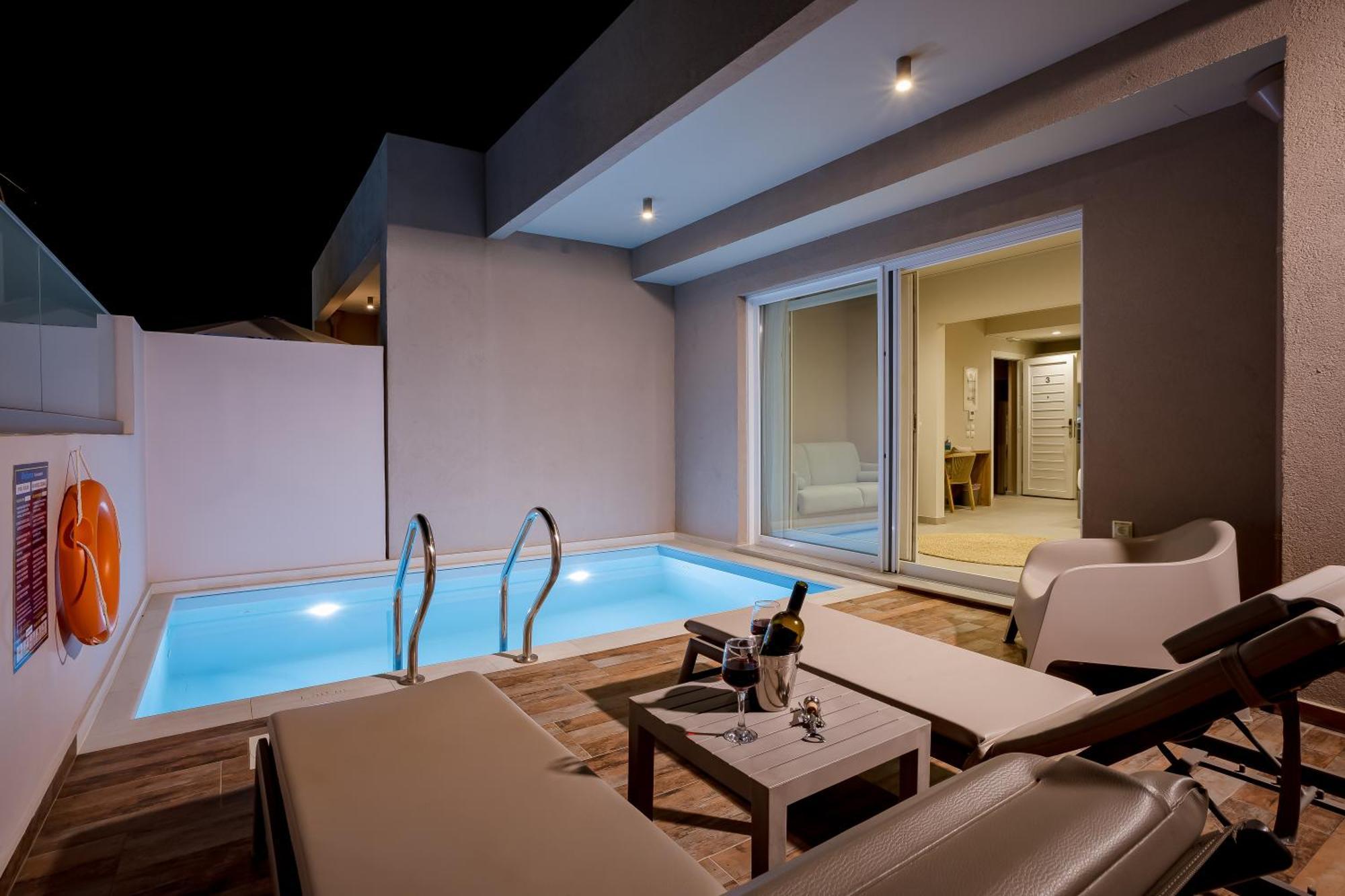 Sarpidon Suites Agia Marina  Екстер'єр фото