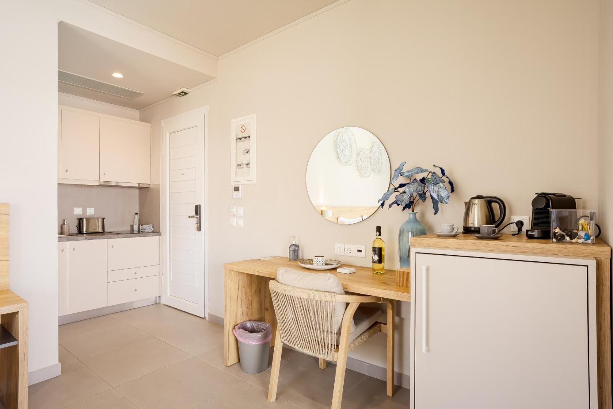 Sarpidon Suites Agia Marina  Екстер'єр фото