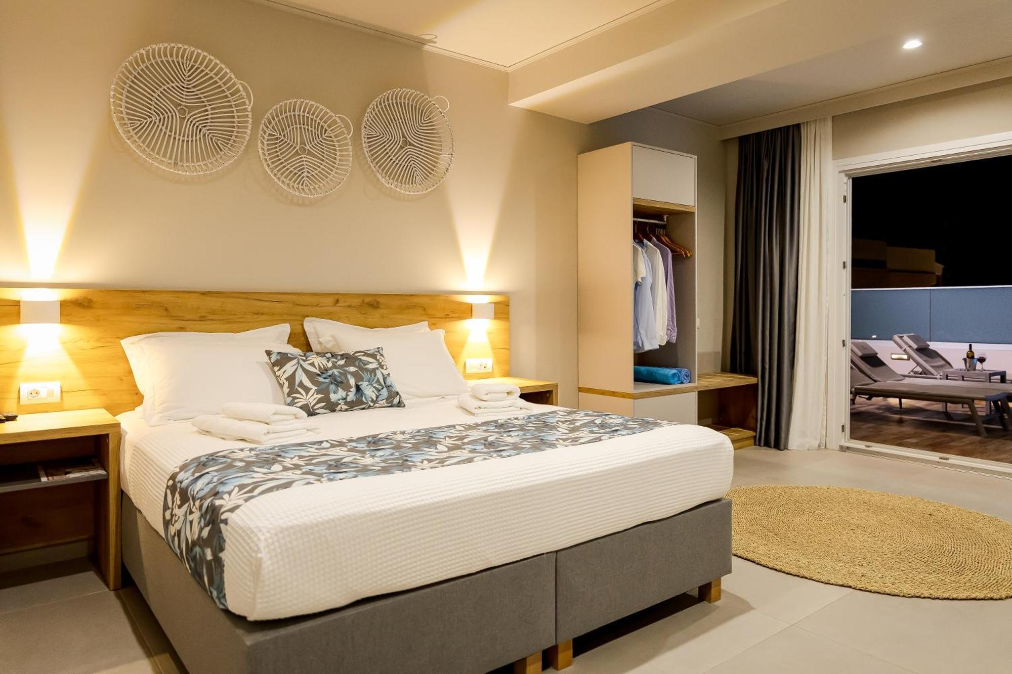 Sarpidon Suites Agia Marina  Екстер'єр фото