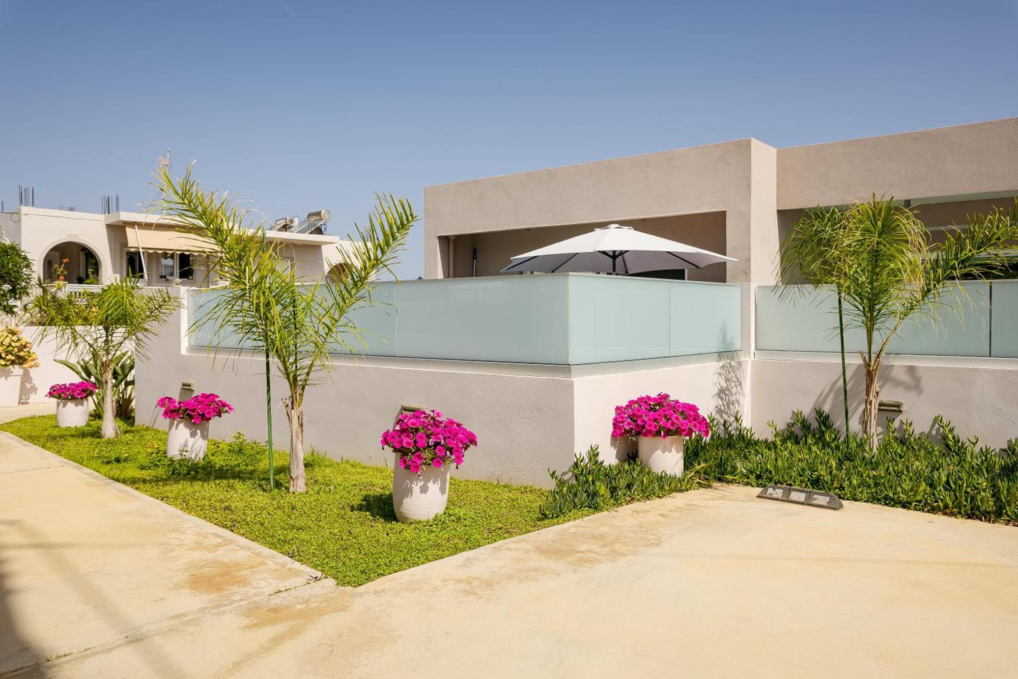 Sarpidon Suites Agia Marina  Екстер'єр фото